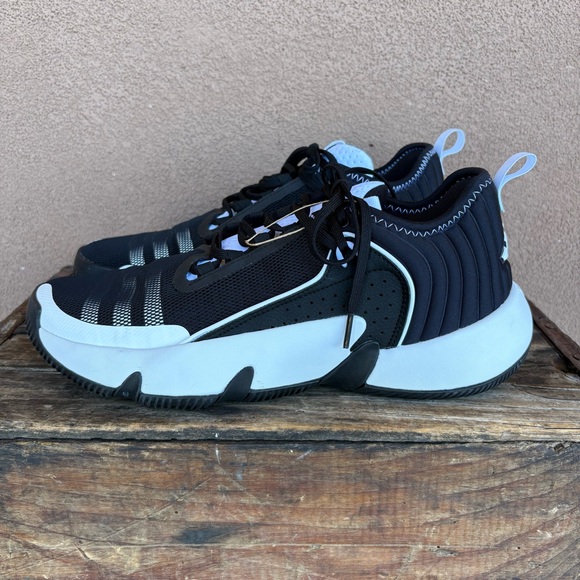 Adidas Trae Unlimited Men’s Basketball Shoe